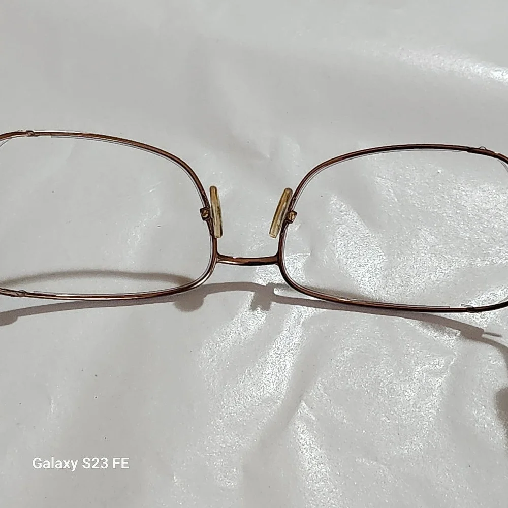Saks Fifth Avenue Eyeglass Frames Women 57-17-130 Brown Metal Rectangle SAKS 57S